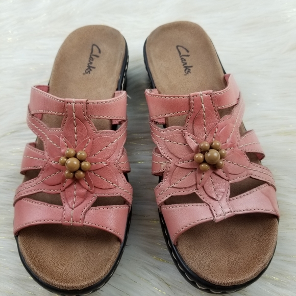 clarks pink sandals